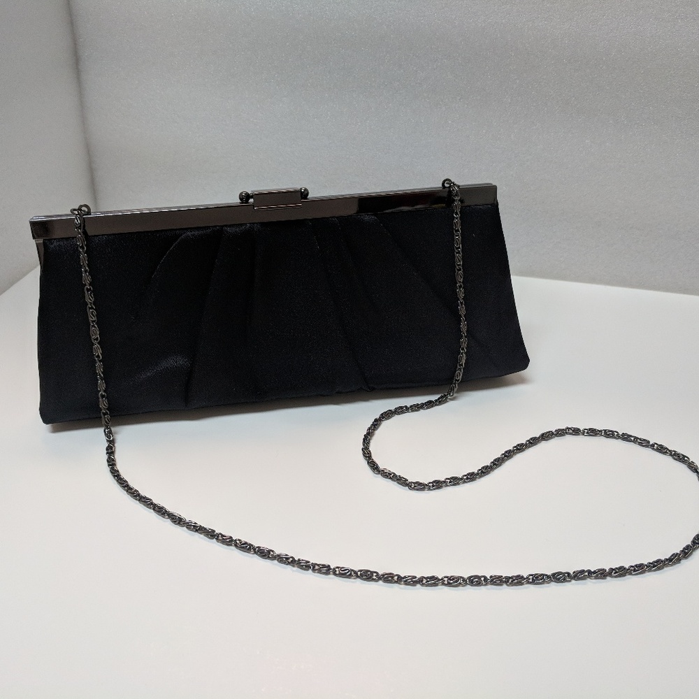 Jessica  McClintock black clutch